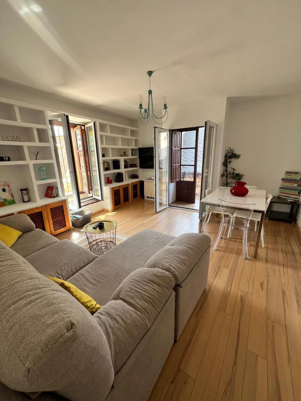 La Torre Del Reloj Apartment Ponferrada Cameră foto